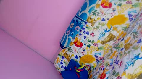 is secret for lovers online show from 02.04.25