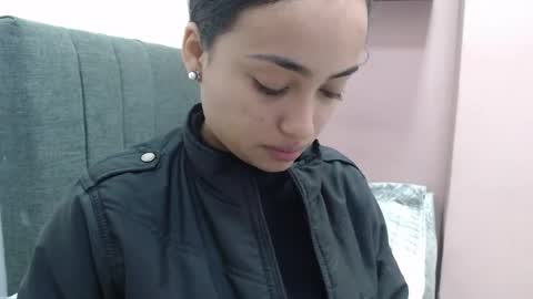 Kari online show from 09.18.25