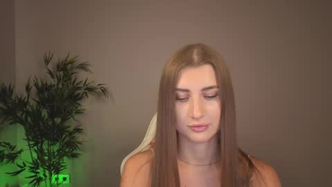 Snapshot of kate_suny chatting on 05.19.26 kate_suny online show from 05.19.26