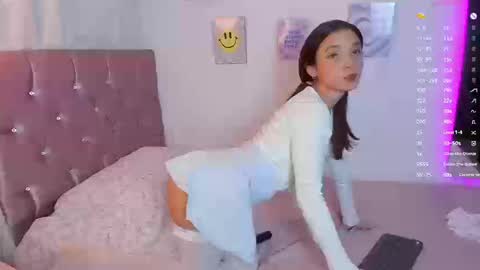 Snapshot of kate_the_bitch2 chatting on 09.13.25 kate_the_bitch2 online show from 09.13.25