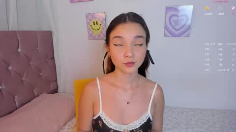 Snapshot of kate_the_bitch2 chatting on 10.01.25 kate_the_bitch2 online show from 10.01.25