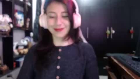 Kateeen18 online show from 11.30.25