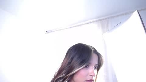 Snapshot of katejolie chatting on 09.30.25 Help me with rate thanks online show from 09.30.25