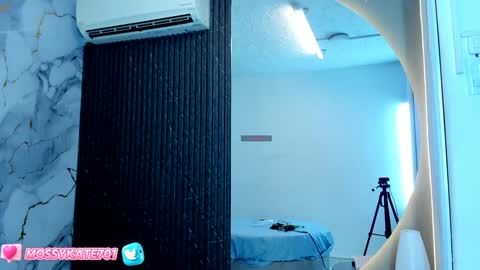 Snapshot of katemoss70 chatting on 01.17.25 Im Katherine but call me Kate online show from 01.17.25