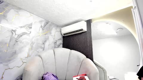 Snapshot of katemoss70 chatting on 01.22.25 Im Katherine but call me Kate online show from 01.22.25