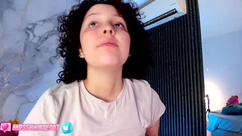 Snapshot of katemoss70 chatting on 01.26.25 Im Katherine but call me Kate online show from 01.26.25