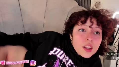 Snapshot of katemoss70 chatting on 02.12.25 Im Katherine but call me Kate online show from 02.12.25