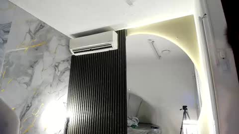 Snapshot of katemoss70 chatting on 02.21.25 Im Katherine but call me Kate online show from 02.21.25