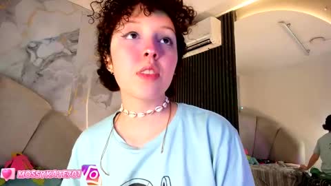 Snapshot of katemoss70 chatting on 02.23.25 Im Katherine but call me Kate online show from 02.23.25