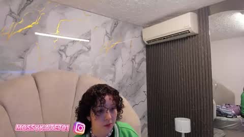 Snapshot of katemoss70 chatting on 03.05.25 Im Katherine but call me Kate online show from 03.05.25