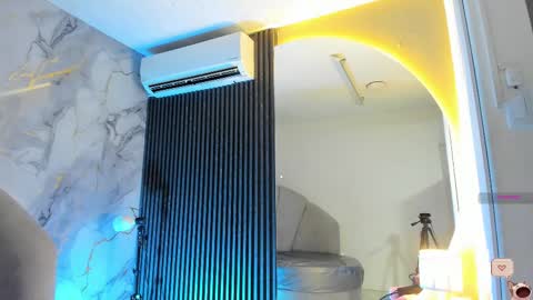 Snapshot of katemoss70 chatting on 03.08.25 Im Katherine but call me Kate online show from 03.08.25