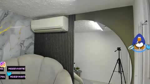 Snapshot of katemoss70 chatting on 09.09.25 Im Katherine but call me Kate online show from 09.09.25