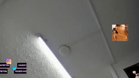 Snapshot of katemoss70 chatting on 09.23.25 Im Katherine but call me Kate online show from 09.23.25