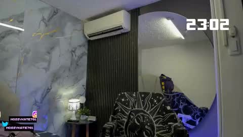 Snapshot of katemoss70 chatting on 10.10.25 Im Katherine but call me Kate online show from 10.10.25