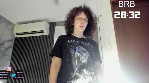 Snapshot of katemoss70 chatting on 10.13.25 Im Katherine but call me Kate online show from 10.13.25