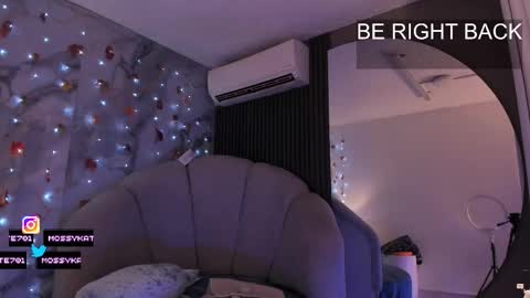 Snapshot of katemoss70 chatting on 11.23.25 Im Katherine but call me Kate online show from 11.23.25