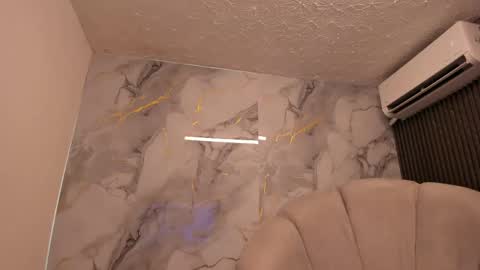 Im Katherine but call me Kate  online show from 04.14.26