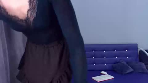 Snapshot of katerinarx chatting on 11.22.25 KaterinaRX online show from 11.22.25