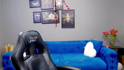 Kate online show from 02.19.25