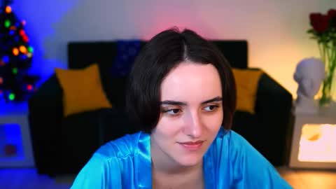 katewillows online show from 01.13.26