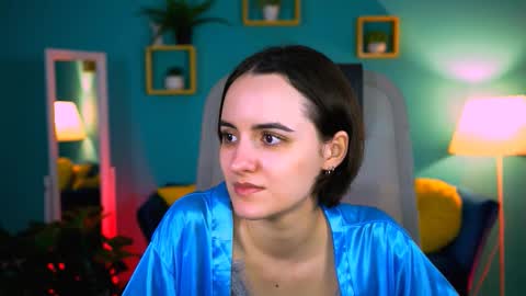 katewillows online show from 02.15.26