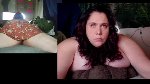 Snapshot of katgall327 chatting on 11.22.25 Kate online show from 11.22.25