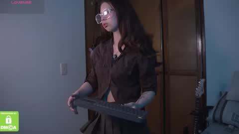 Snapshot of kathc_19 chatting on 11.03.25 Katerine online show from 11.03.25