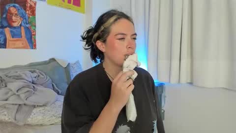 Katherine online show from 03.16.26