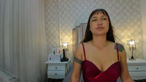 Snapshot of katherine_glow chatting on 05.03.26 KATHE online show from 05.03.26