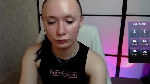 Snapshot of katherine_reinhart chatting on 10.15.25 katherine_reinhart online show from 10.15.25