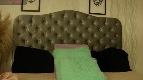 Snapshot of kathh_latorre chatting on 04.25.26 kathh_latorre online show from 04.25.26