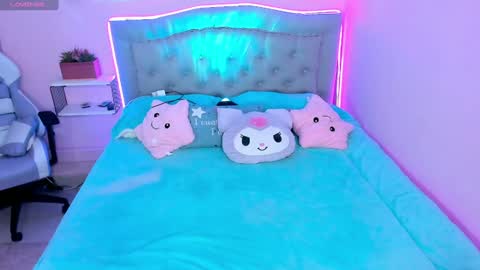 Snapshot of kathia_saenz chatting on 12.26.24 Kathia online show from 12.26.24