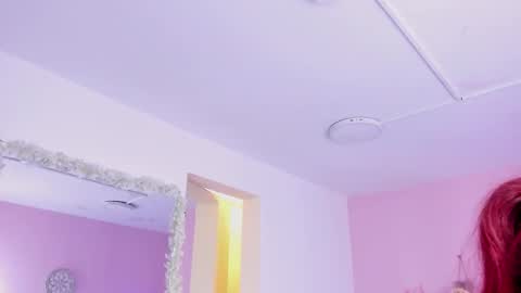 Snapshot of kathia_saenz chatting on 02.28.25 Kathia online show from 02.28.25