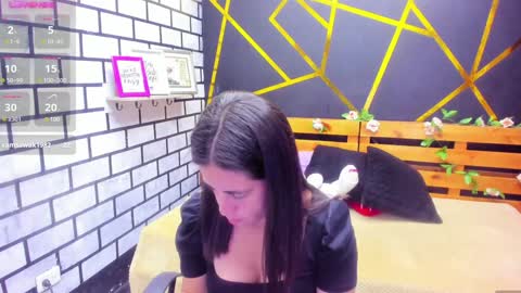 Snapshot of kathina_giraldo chatting on 12.05.24 Paola online show from 12.05.24