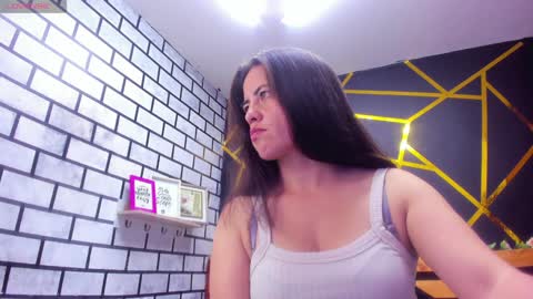 Snapshot of kathina_giraldo chatting on 12.06.24 Paola online show from 12.06.24
