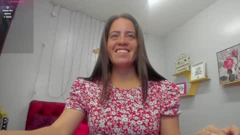 Snapshot of kathina_giraldo chatting on 12.17.24 Paola online show from 12.17.24