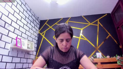 Snapshot of kathina_giraldo chatting on 01.13.25 Paola online show from 01.13.25