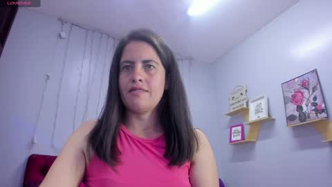 Snapshot of kathina_giraldo chatting on 01.16.25 Paola online show from 01.16.25