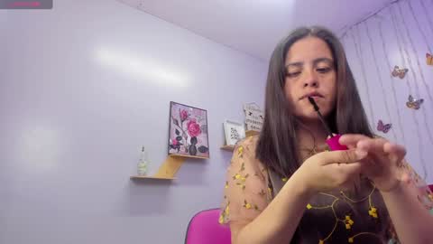 Snapshot of kathina_giraldo chatting on 01.17.25 Paola online show from 01.17.25