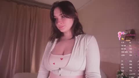 Aneta online show from 11.26.25