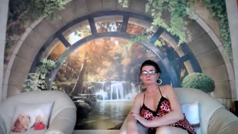 Snapshot of kathylovexxx chatting on 04.02.26 Kathy online show from 04.02.26