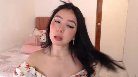 Snapshot of kathyrose_ chatting on 10.23.25 Kathy online show from 10.23.25