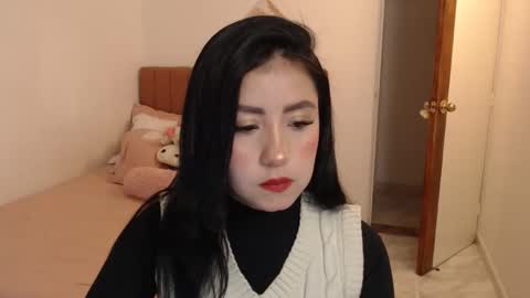 Snapshot of kathyrose_ chatting on 11.21.25 Kathy online show from 11.21.25