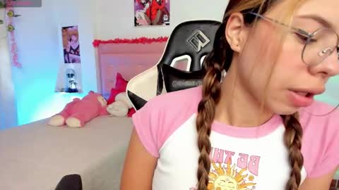 valentina  online show from 02.17.26