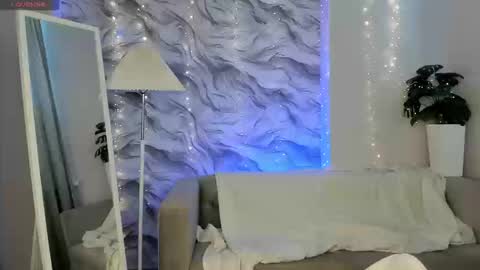 Snapshot of kati_li chatting on 02.20.26 kati_li online show from 02.20.26