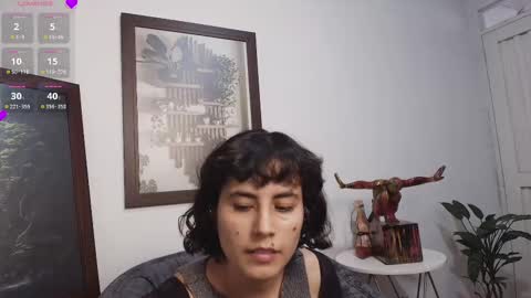 Snapshot of katia_12_ chatting on 02.23.25 katia_12_ online show from 02.23.25