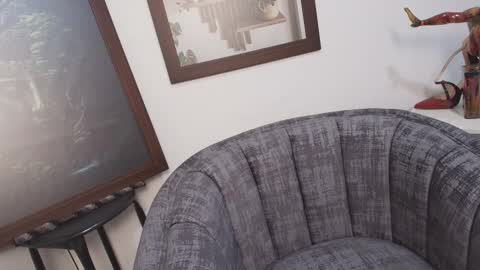 Snapshot of katia_12_ chatting on 02.26.25 katia_12_ online show from 02.26.25