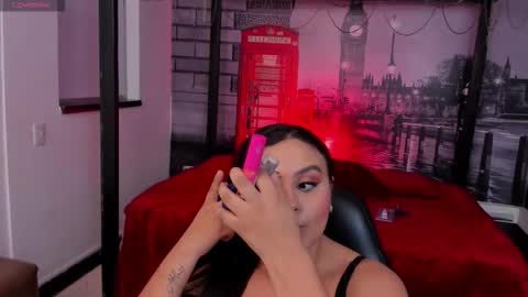 Katia online show from 12.21.25