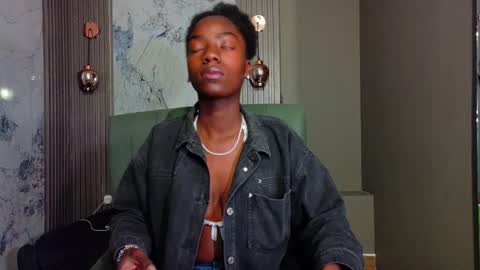 Katia online show from 11.19.25