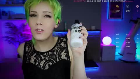 Katie online show from 10.28.25